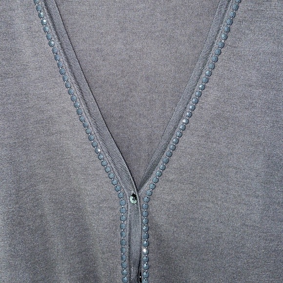 Old Navy 3/4 sleeve gray cardigan with buttons. - Picture 7 of 10